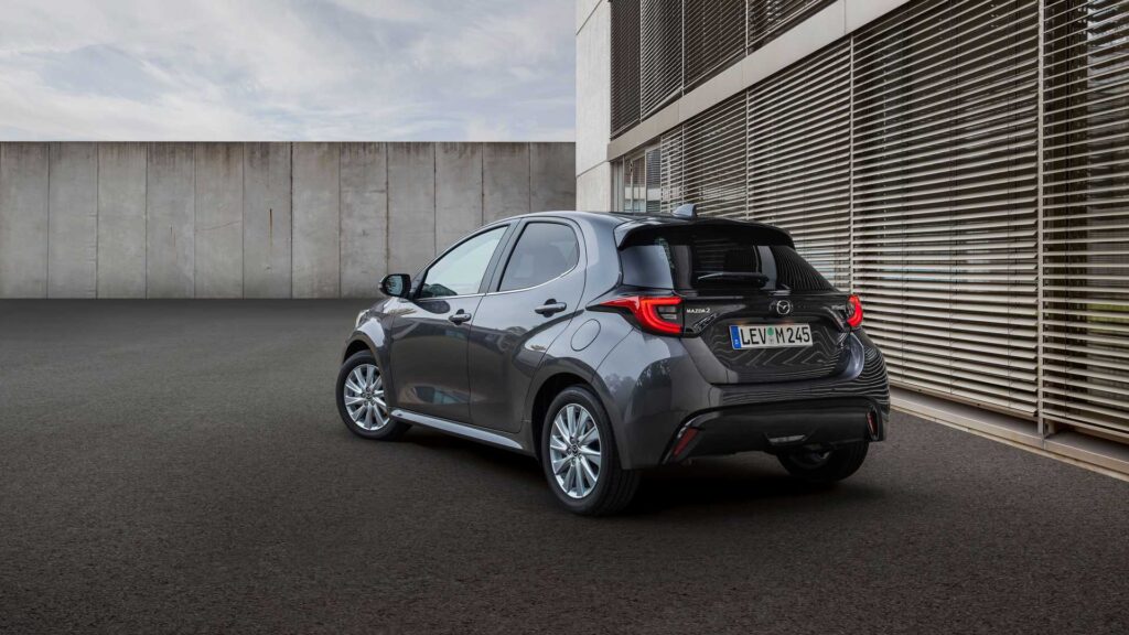 Attractive New Mazda2 2022: Hybrid model is coming