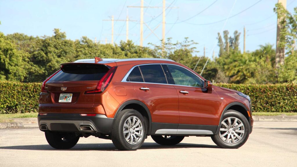 The new Cadillac XT4 goes on sale priced at 41,048.40 -55,635.72 usd